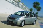 Toyota Corolla Verso 2001-04 2001 года